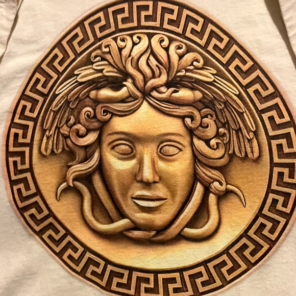 Brand New Versace "modern Medusa logo" Fitted T-Shirt. - Picture 3 of 4